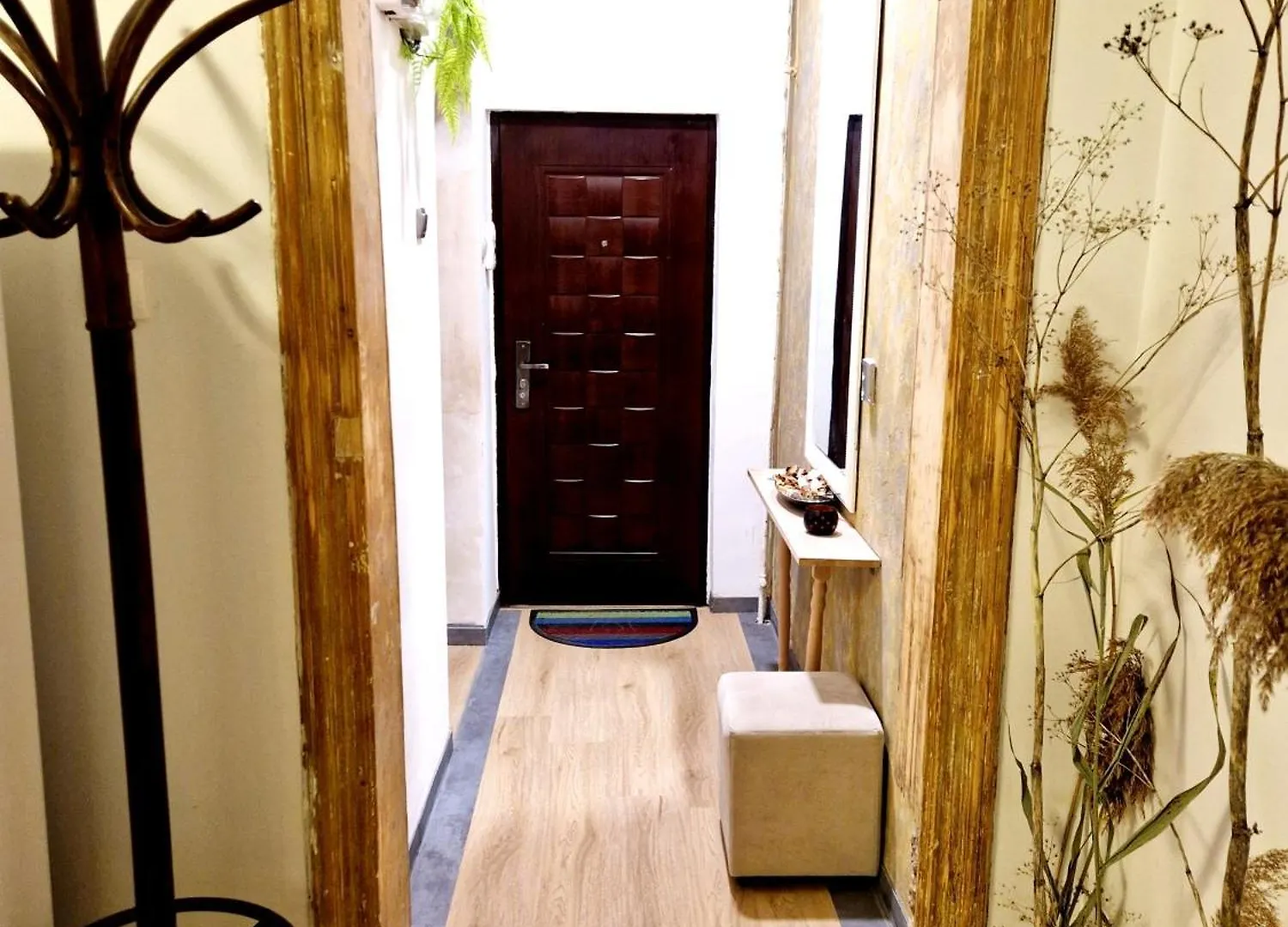 Mediterran Experience Apartment Bucharest